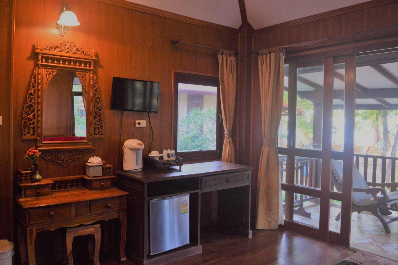 Sayang Beach Resort Koh Lanta Bagian luar foto